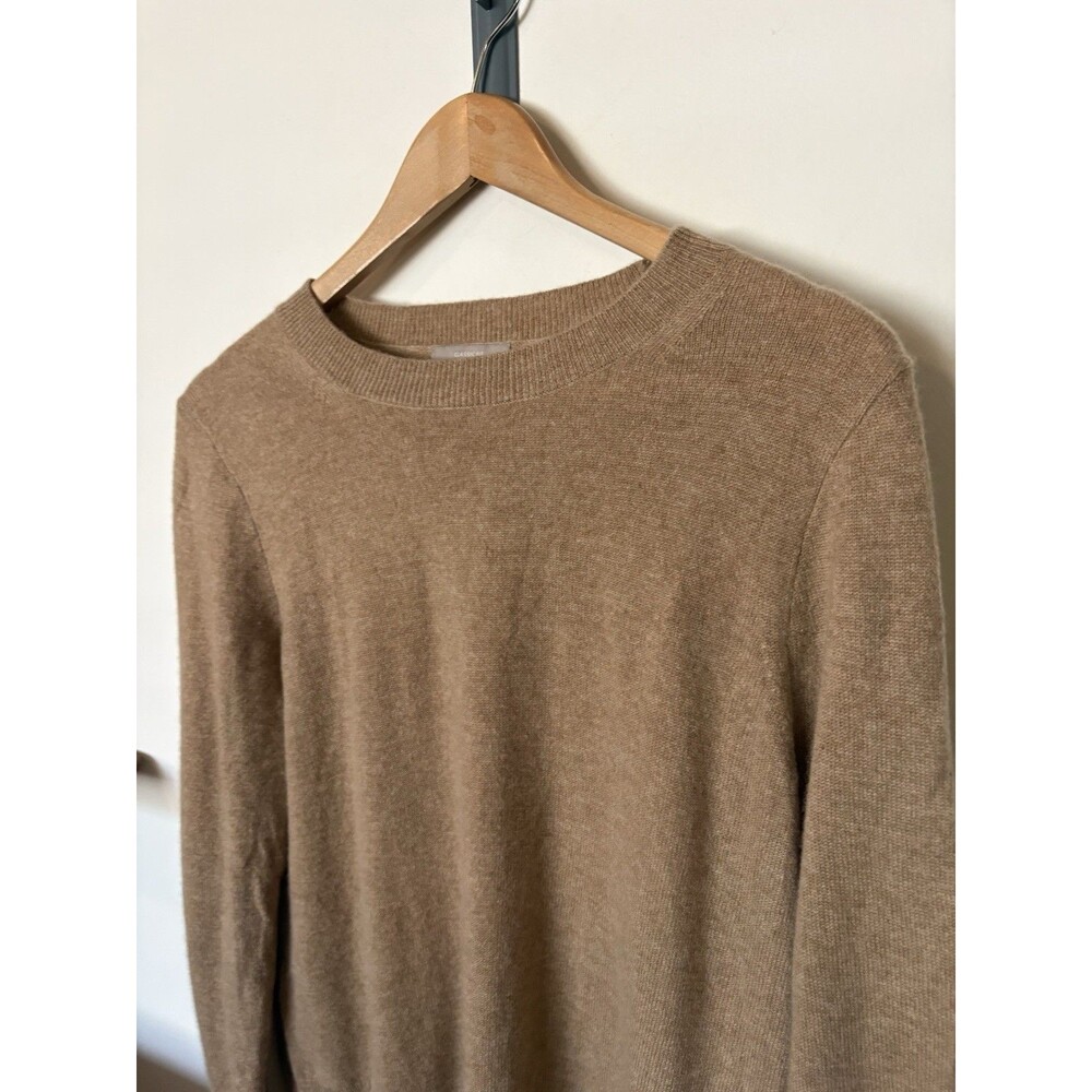 J Crew Camel Cashmere Classic Fit Crewneck Sweater Size Medium - Picture 2 of 8